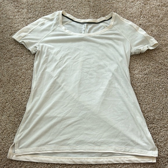 Lululemon cream stripe tee size 6 - Picture 1 of 3
